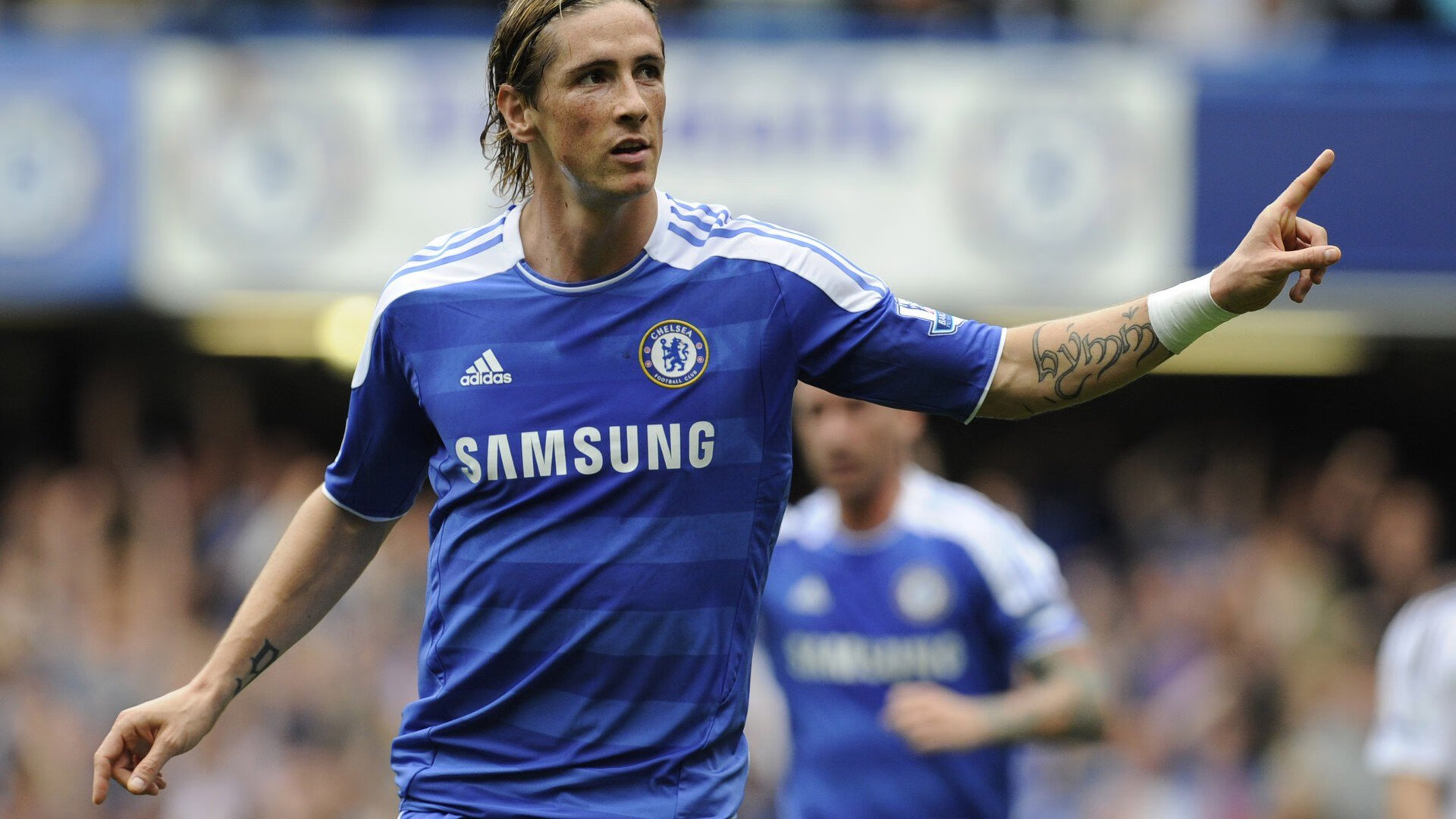 国足心理训练有效，比赛表现更稳健，国足训练视频集锦