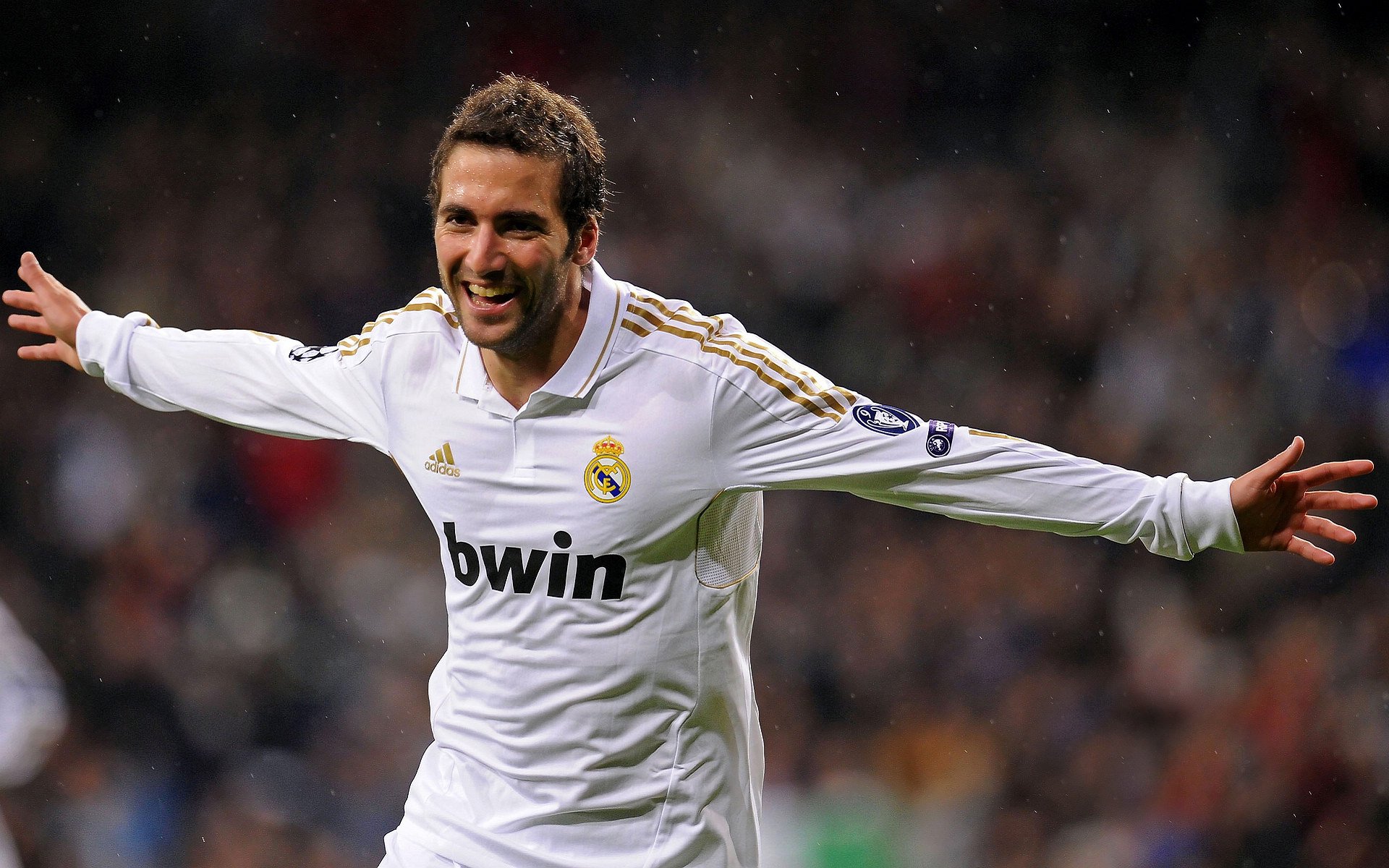 球迷故事：那些年陪伴球队走过的感人瞬间，球迷故事_那些年陪伴球队走过的感人瞬间视频