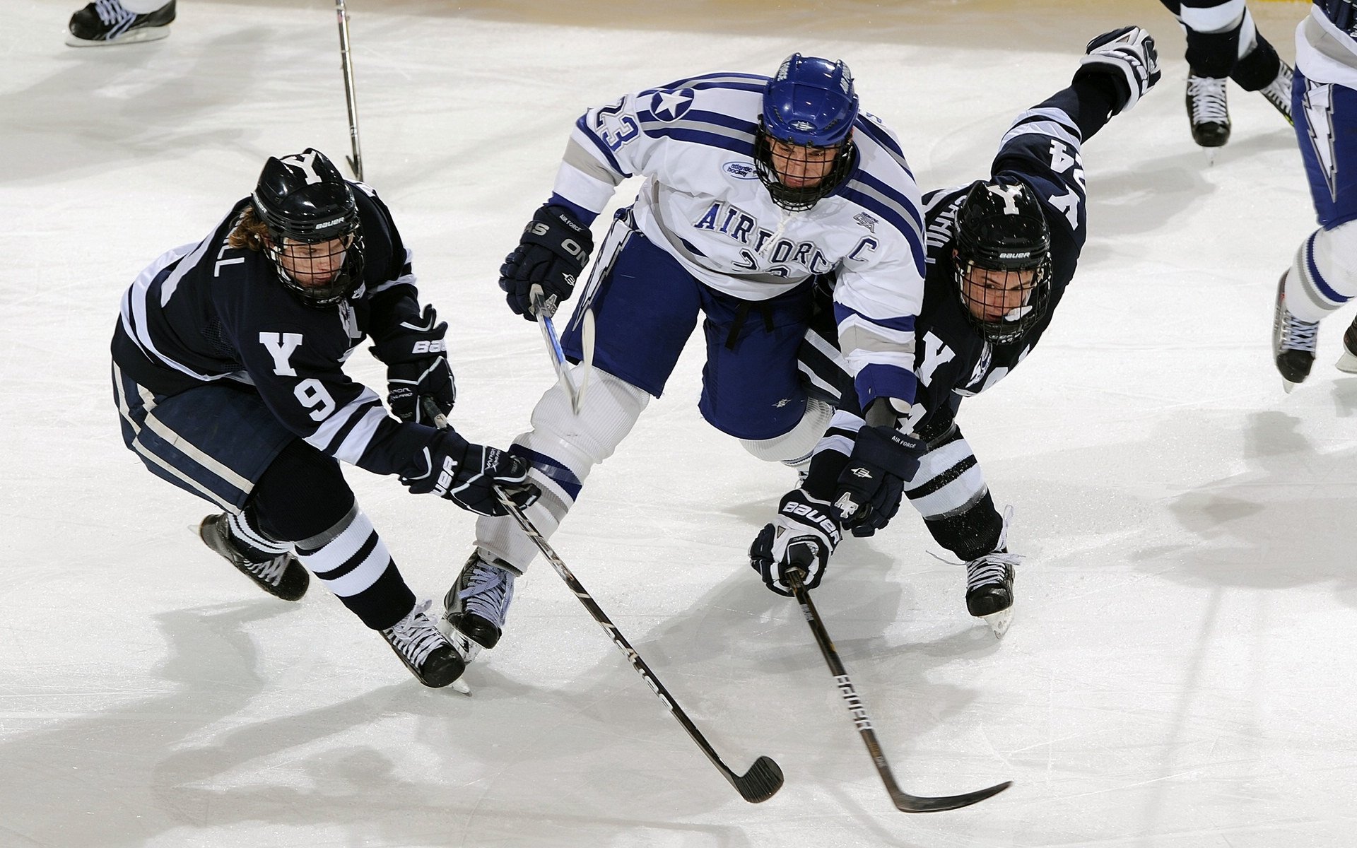 瑜伽对决强强碰撞,双方球队机会均等,瑜伽比赛视频