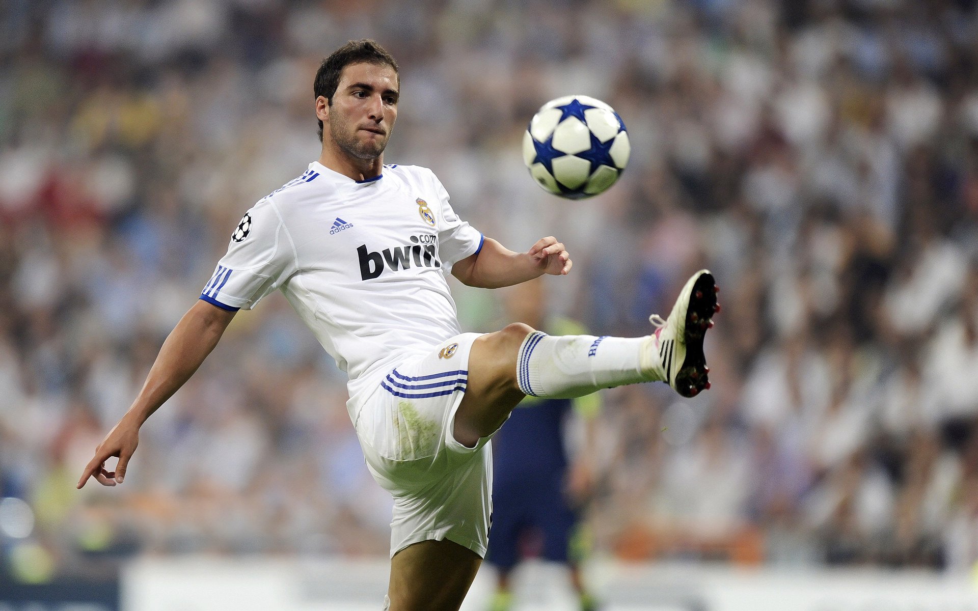 皇马客战水晶宫，卢卡斯梅开二度，皇家马德里卢卡斯