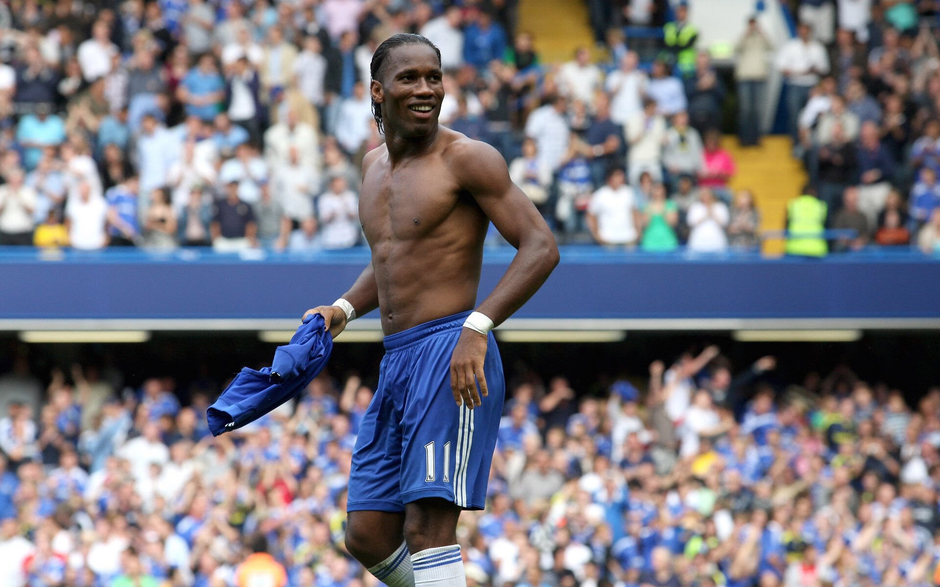 荷兰前锋神秘伤愈,即将迎战瑞士,荷兰能成才的前锋新星有哪些